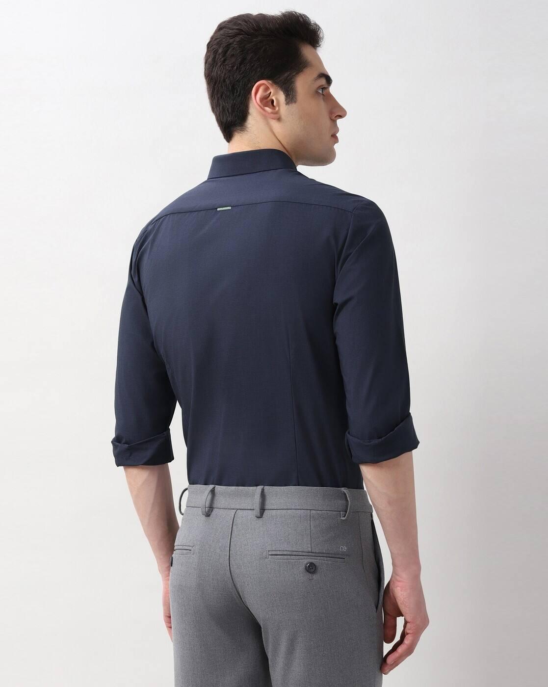 Men Textured Slim Fit Shirt