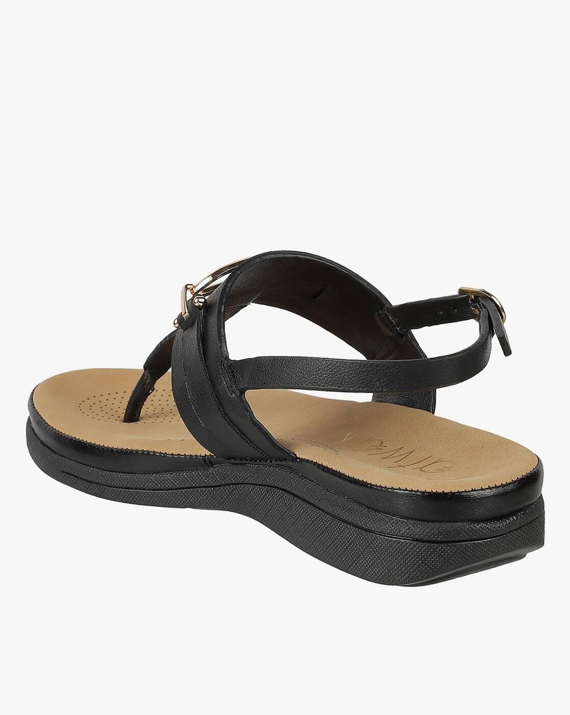 Women Heeled Sandals with PU Upper
