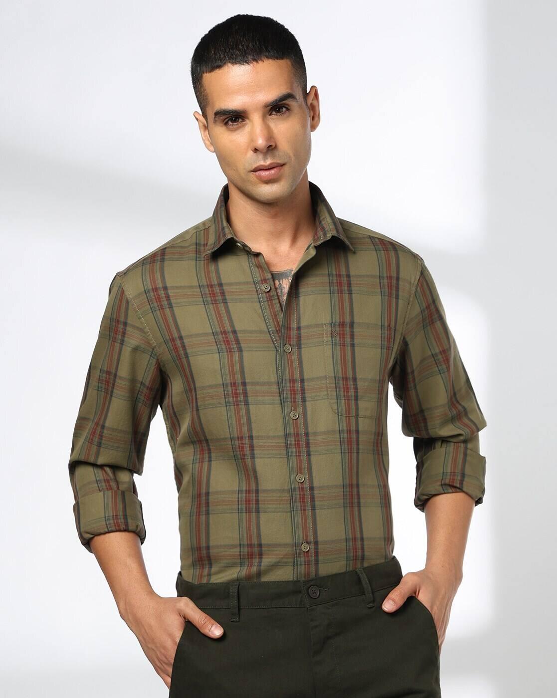 Men Checked Slim Fit Cotton Shirt with Patch Pocket
