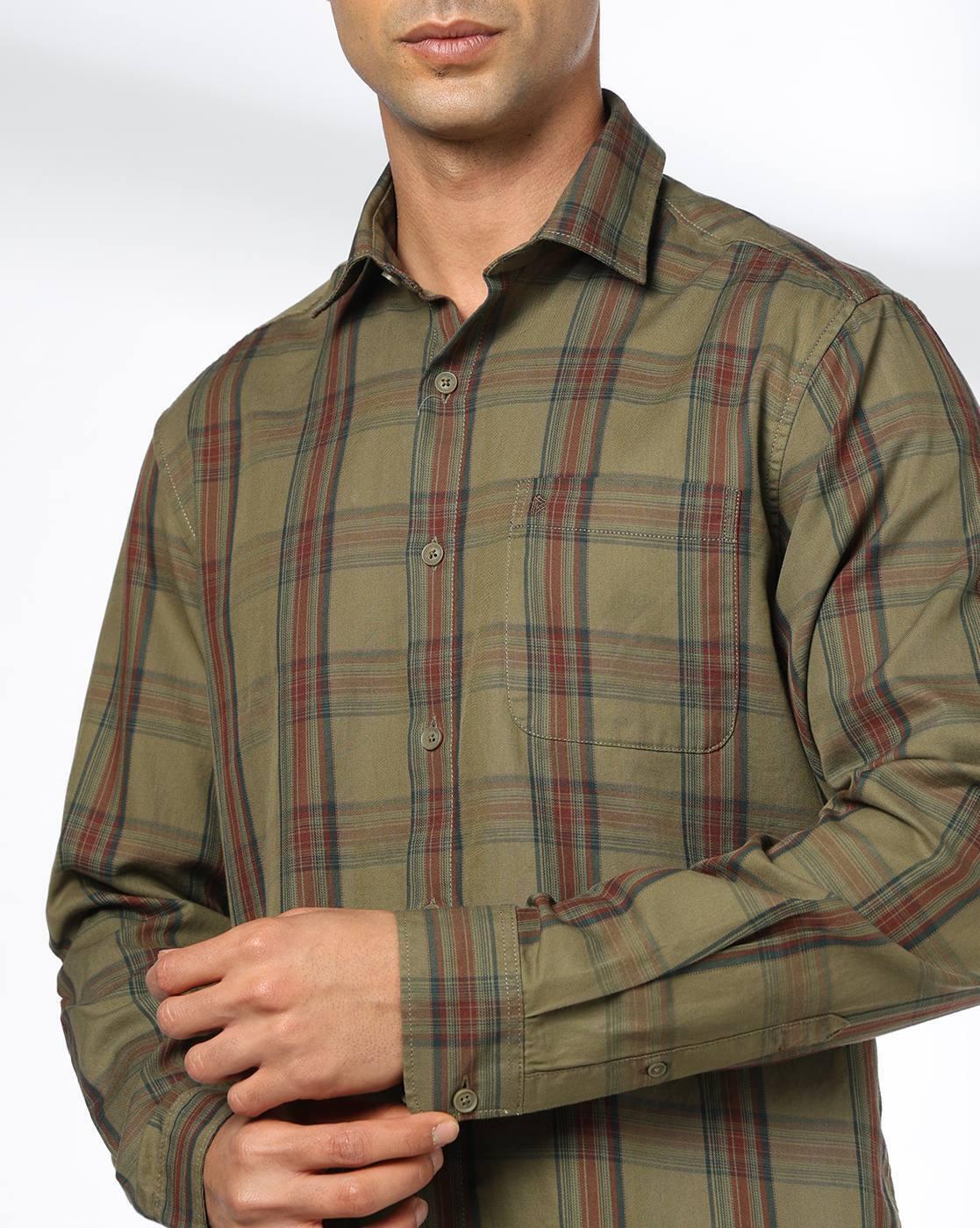 Men Checked Slim Fit Cotton Shirt with Patch Pocket