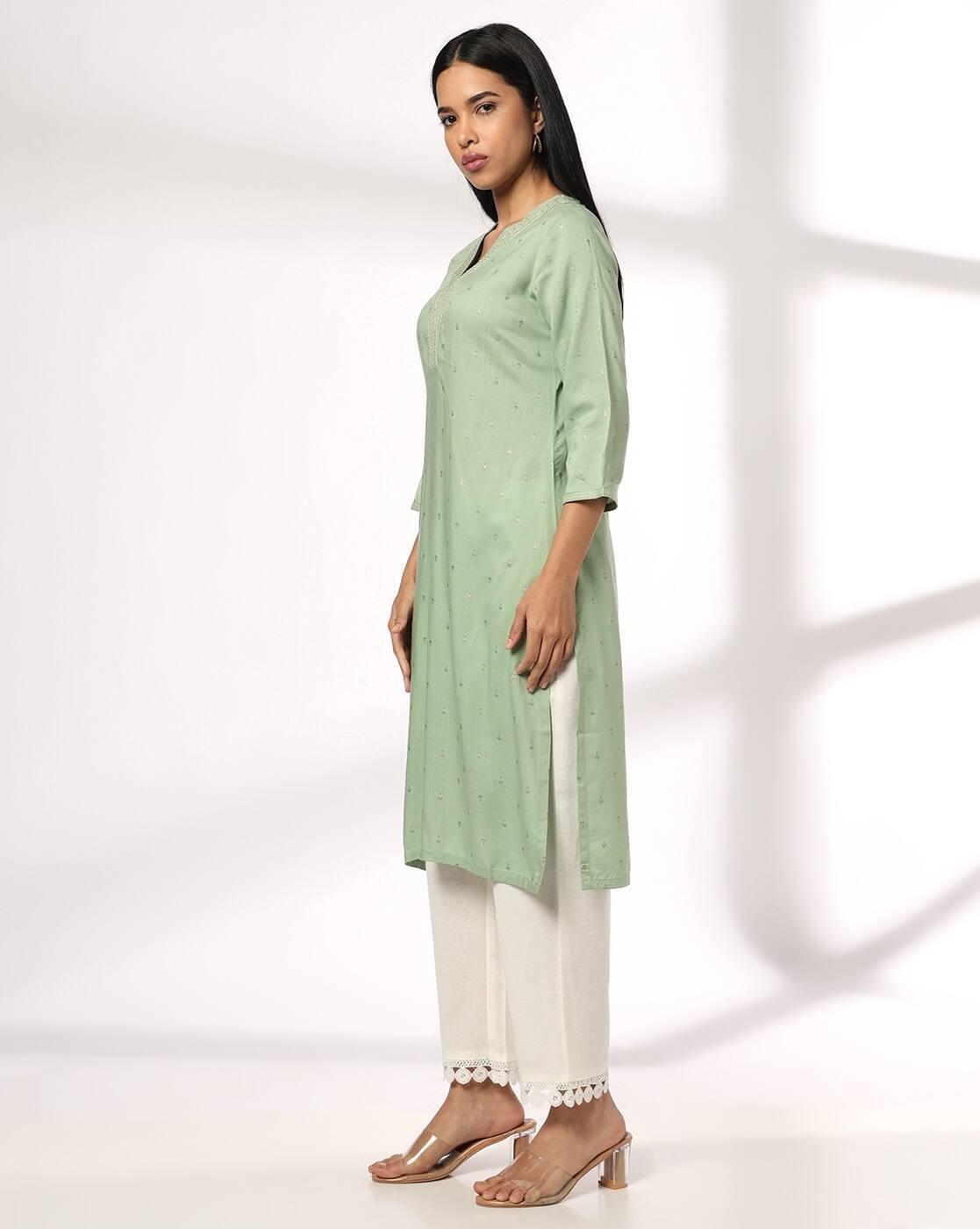 Women Embroidered Straight Kurta