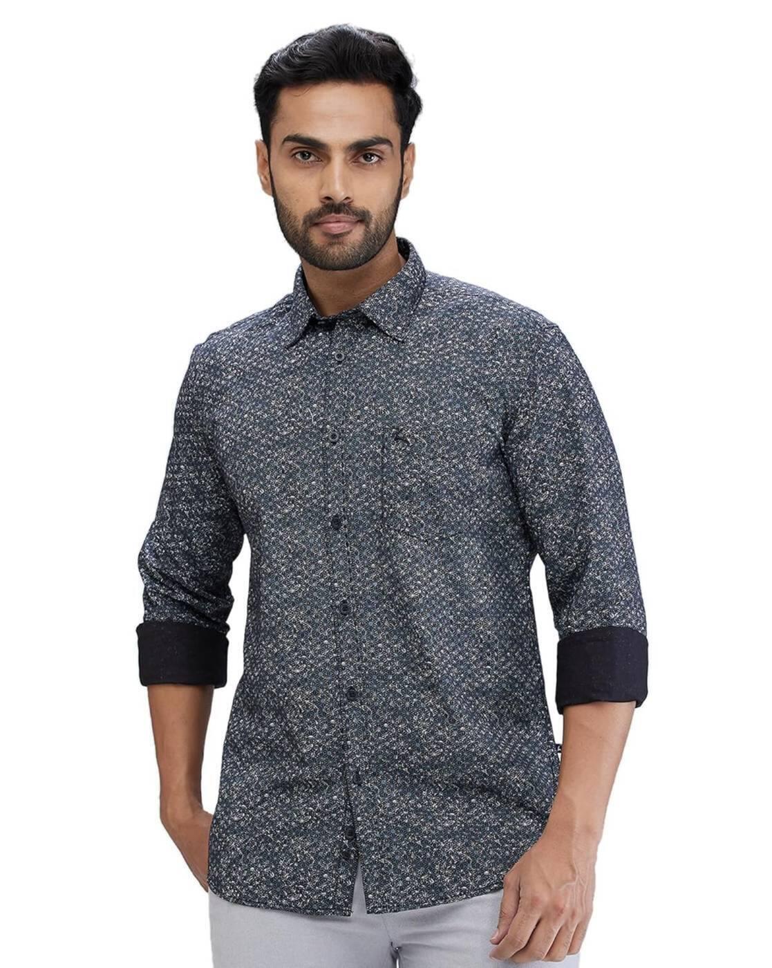 Men Floral Print Slim Fit Shirt with Patch Pocket