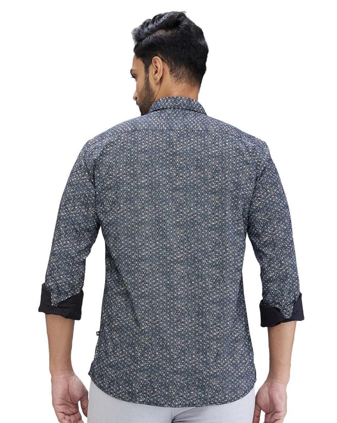 Men Floral Print Slim Fit Shirt with Patch Pocket