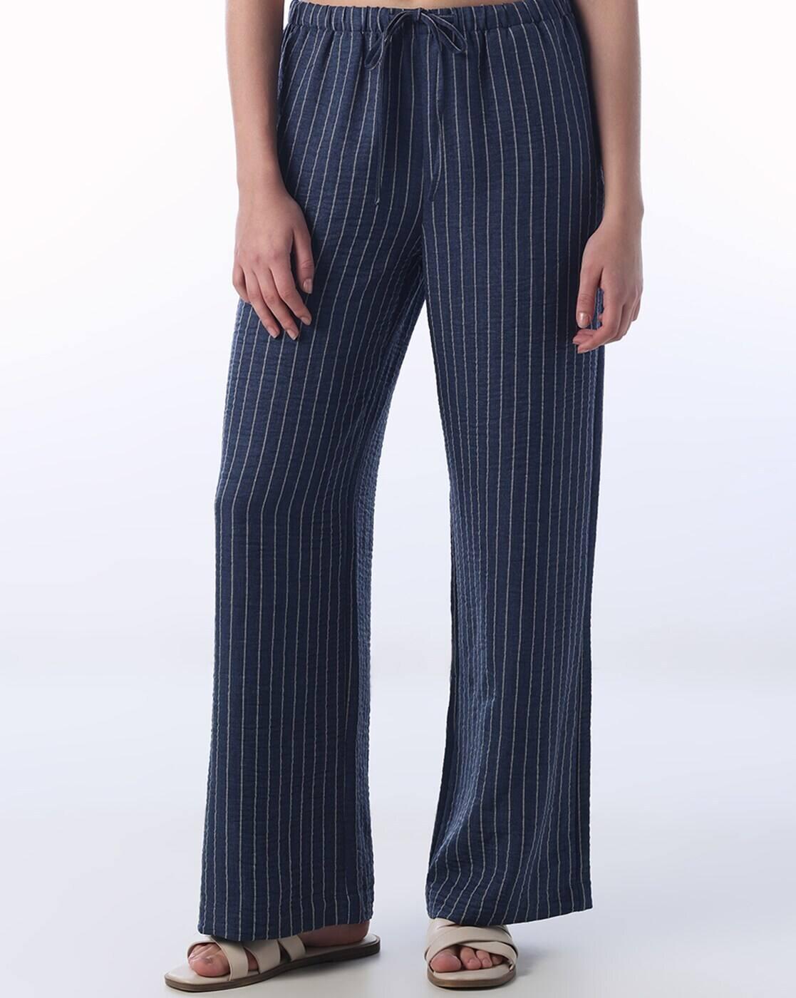 Women Mid-Rise Flat-Front Pants