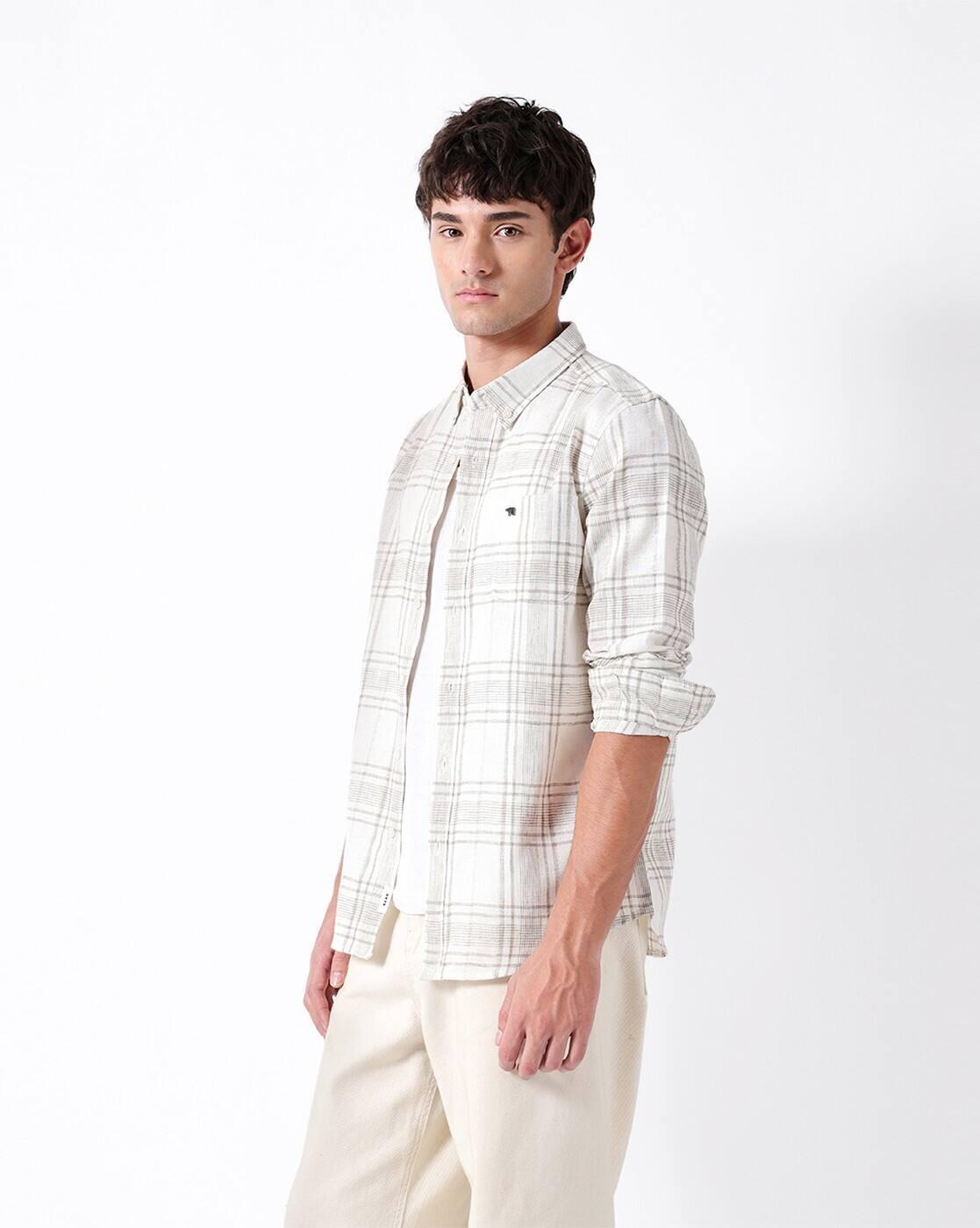 Men Checked Slim Fit Shirt with Button-Down Collar