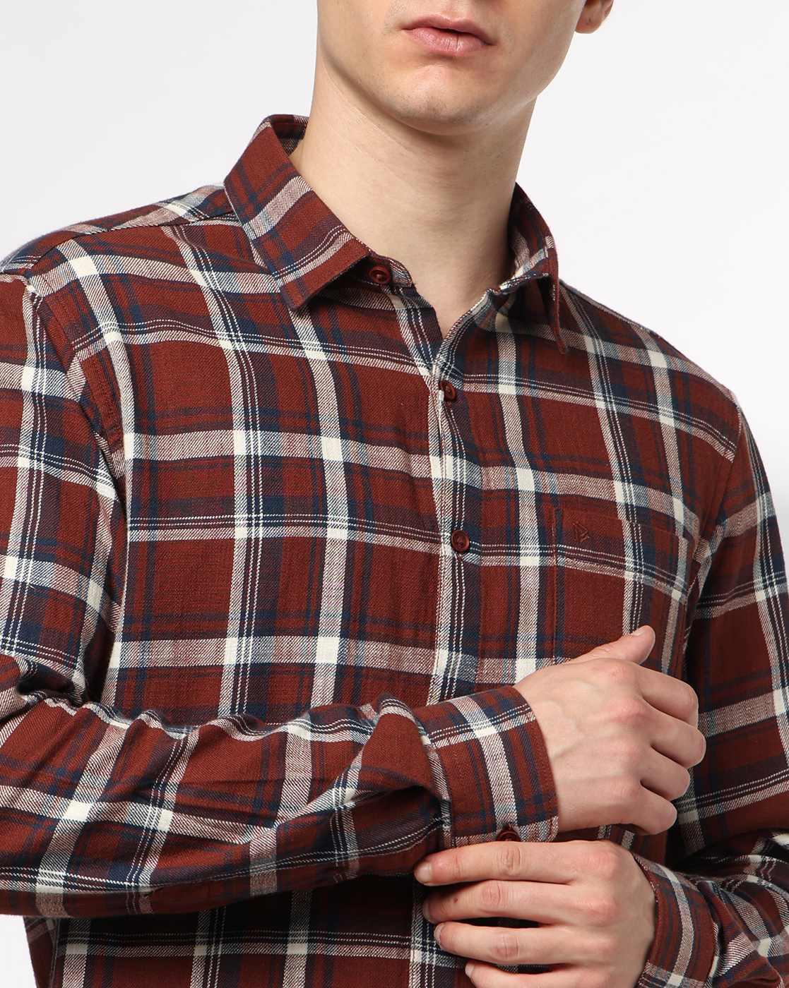 Men Checked Slim Fit Cotton Shirt with Patch Pocket