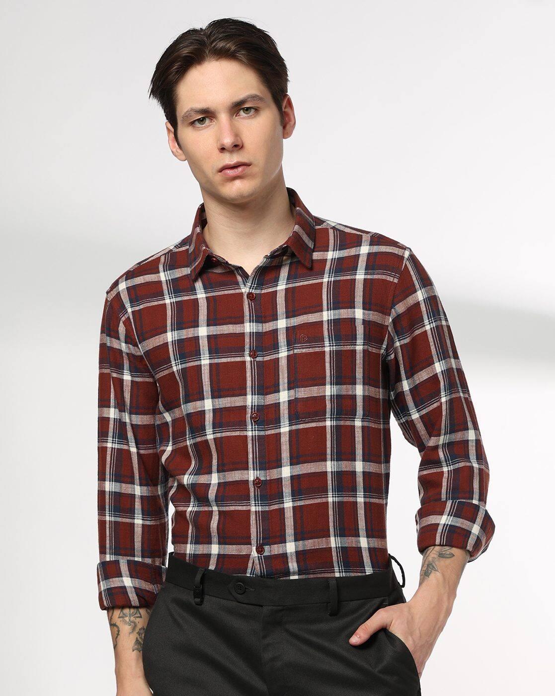 Men Checked Slim Fit Cotton Shirt with Patch Pocket