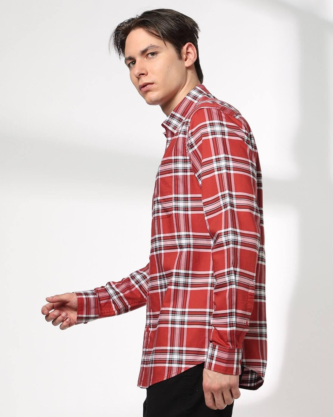 Men Checked Slim Fit Cotton Shirt with Patch Pocket