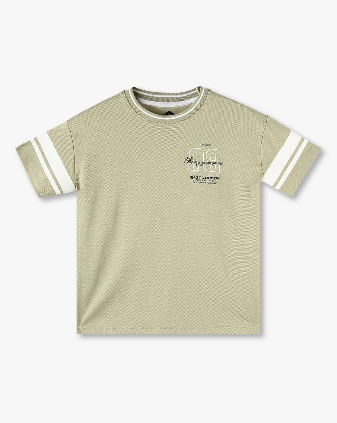 Boys Typographic Print Regular Fit T-Shirt
