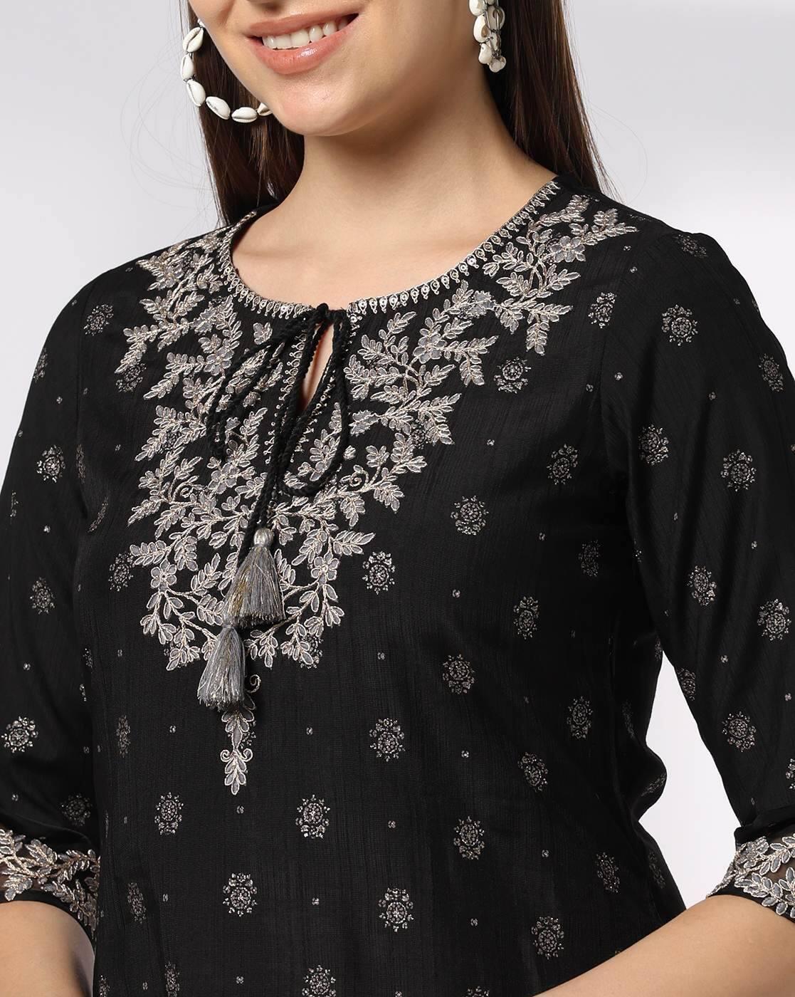 Women Embroidered Flared Kurta