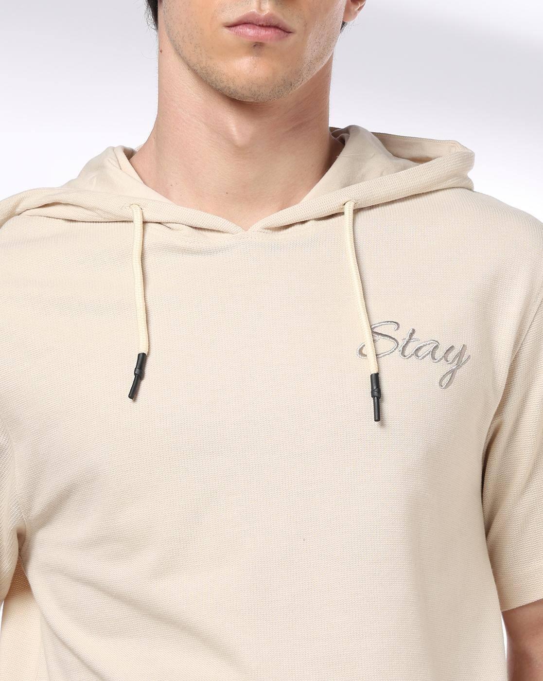 Men Colourblock Regular Fit Hooded T-Shirt
