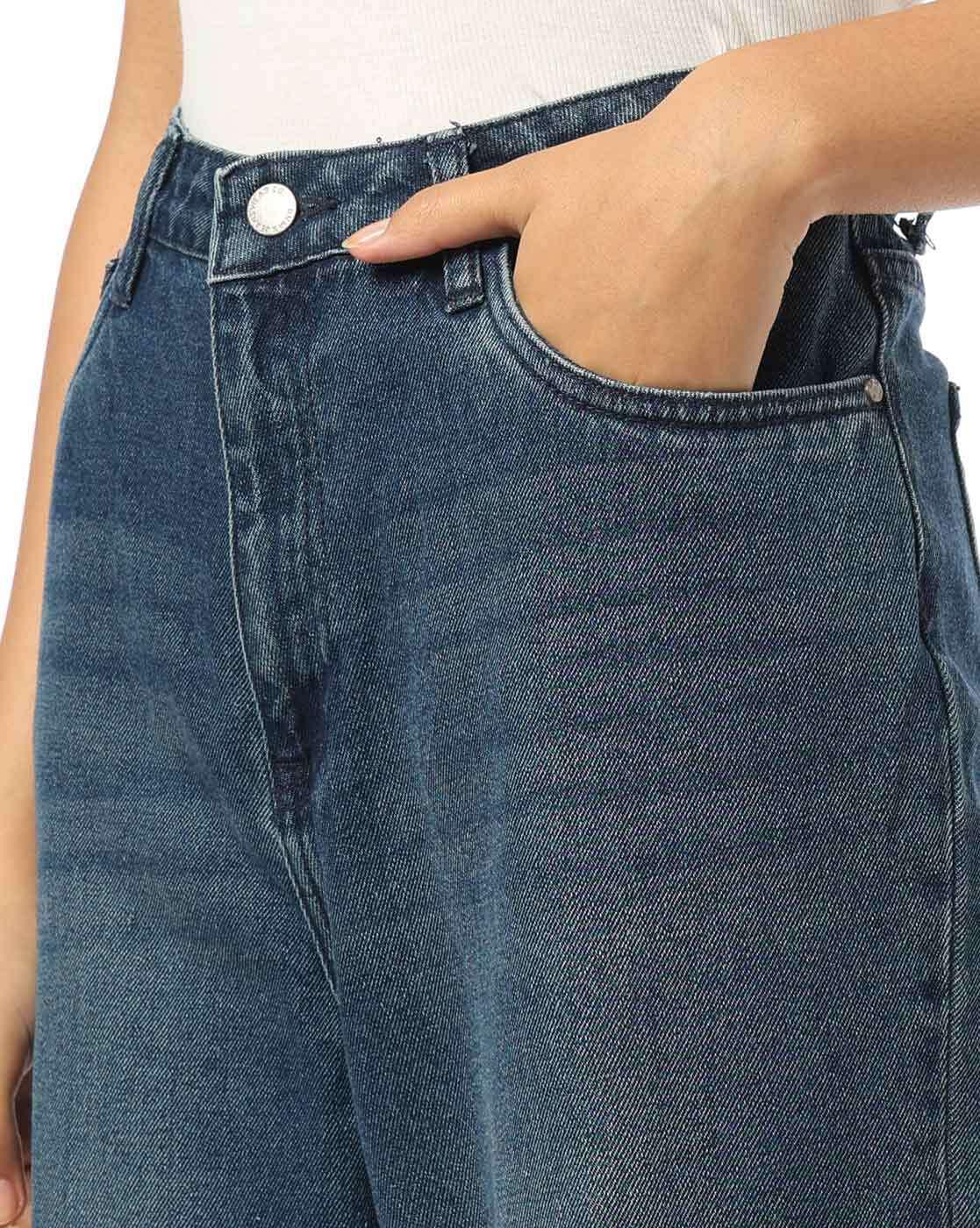 Women Lightly Washed Mom Fit Jeans