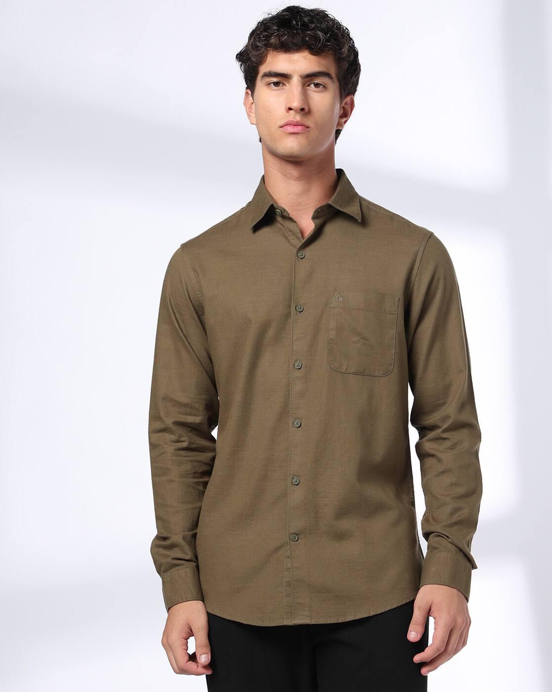 Men Slim Fit Shirt with Patch Pocket