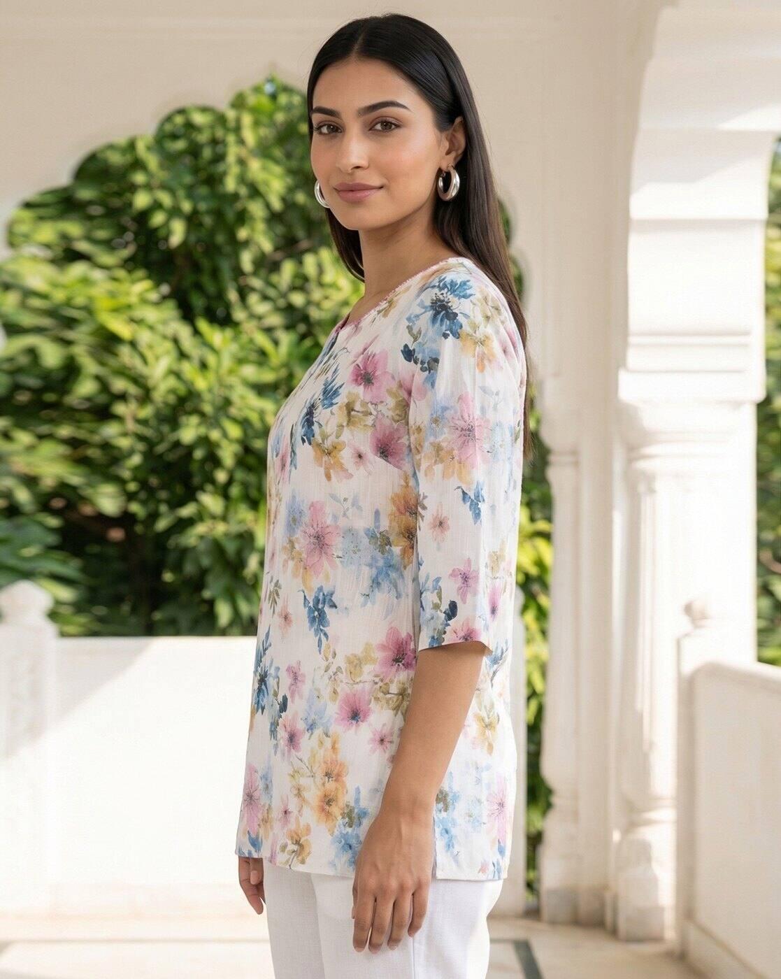 Women Floral Print Straight Kurti