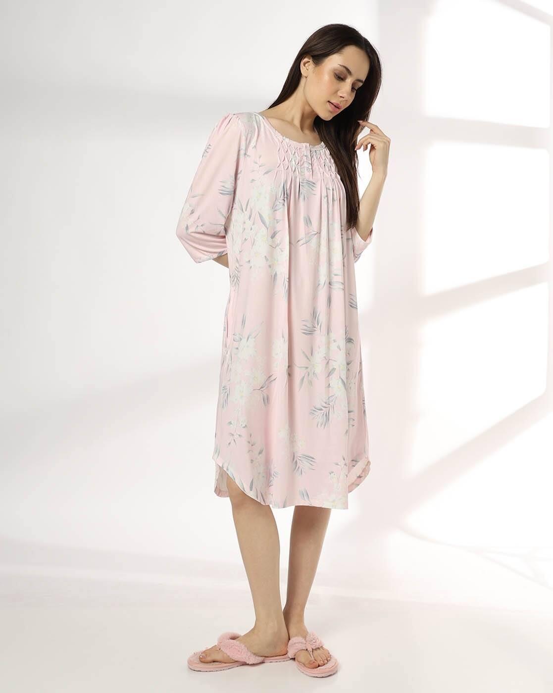 Women Floral Print Round-Neck Nighty