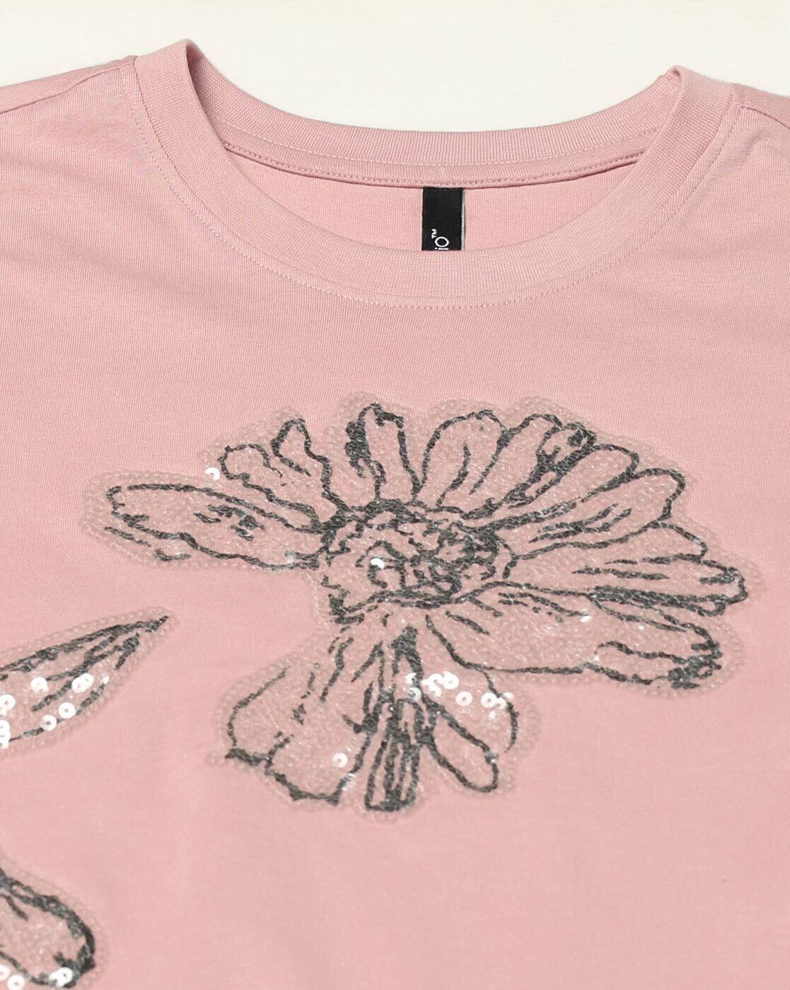 Women Embellished Relaxed Fit Crew-Neck T-Shirt