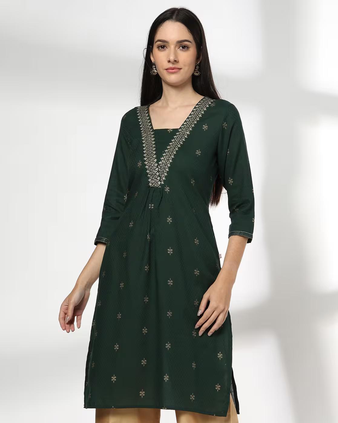 Women Embroidered Straight Kurta