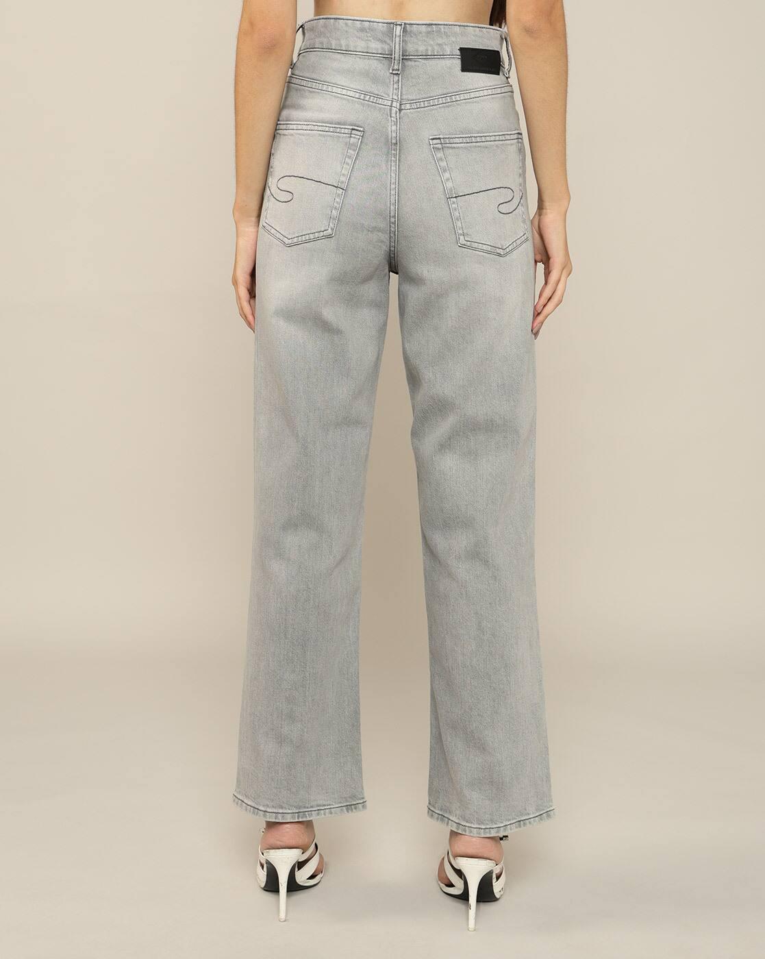 Women High-Rise Straight Fit Jeans