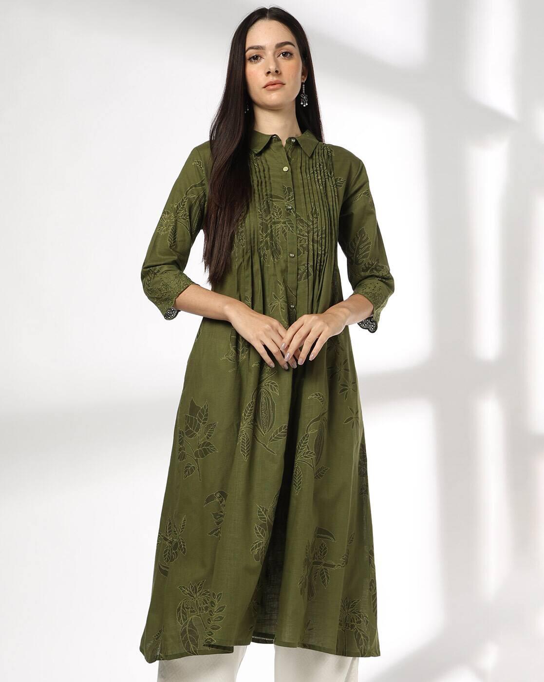 Women Leaf Print Pleated Flared Kurta