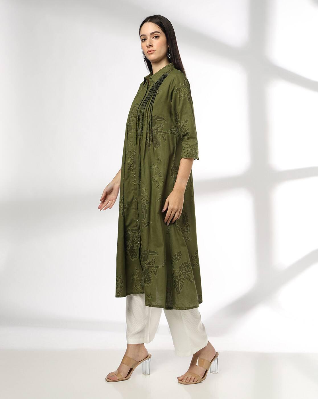 Women Leaf Print Pleated Flared Kurta