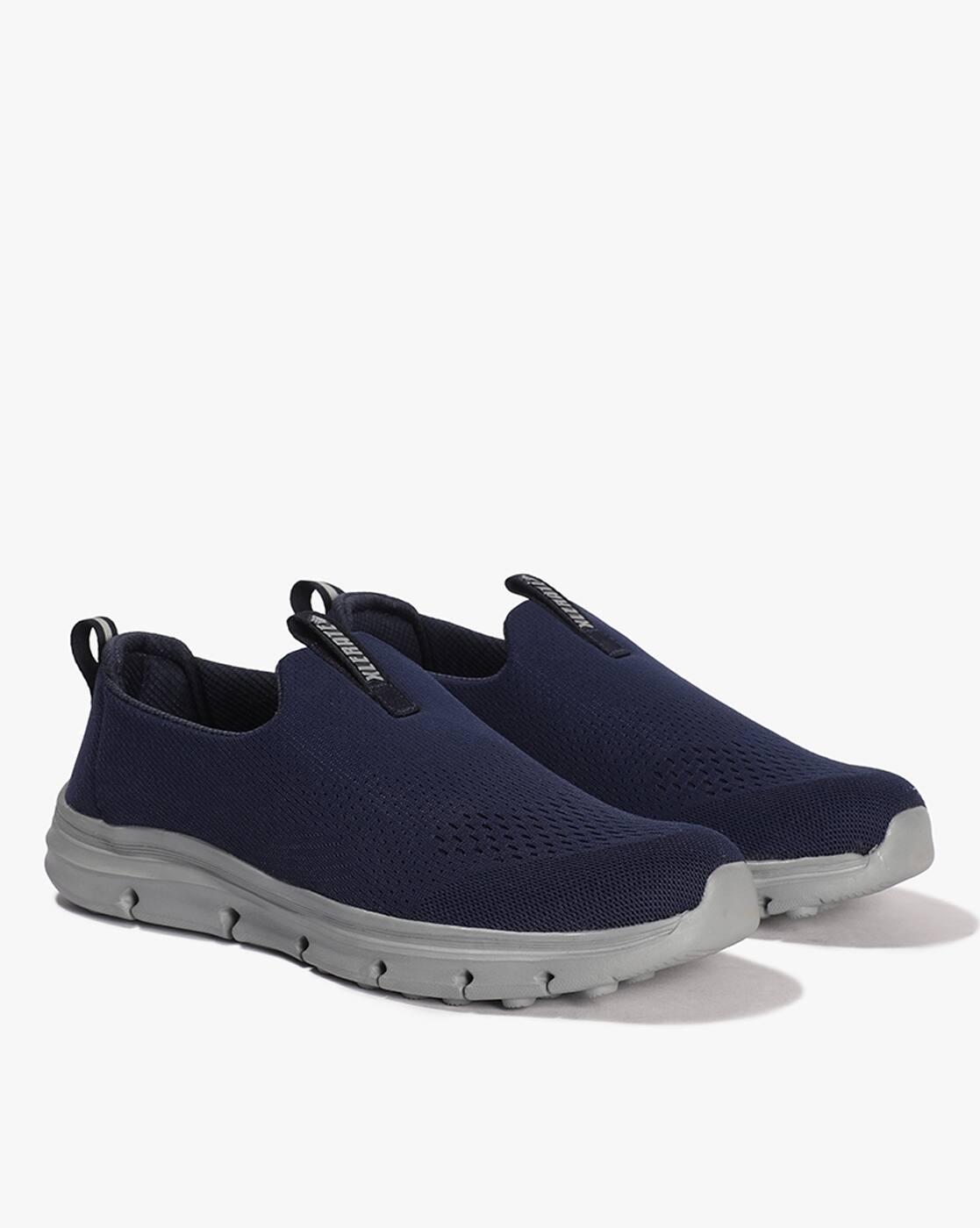 Men Low-Top Slip-On Walking Shoes