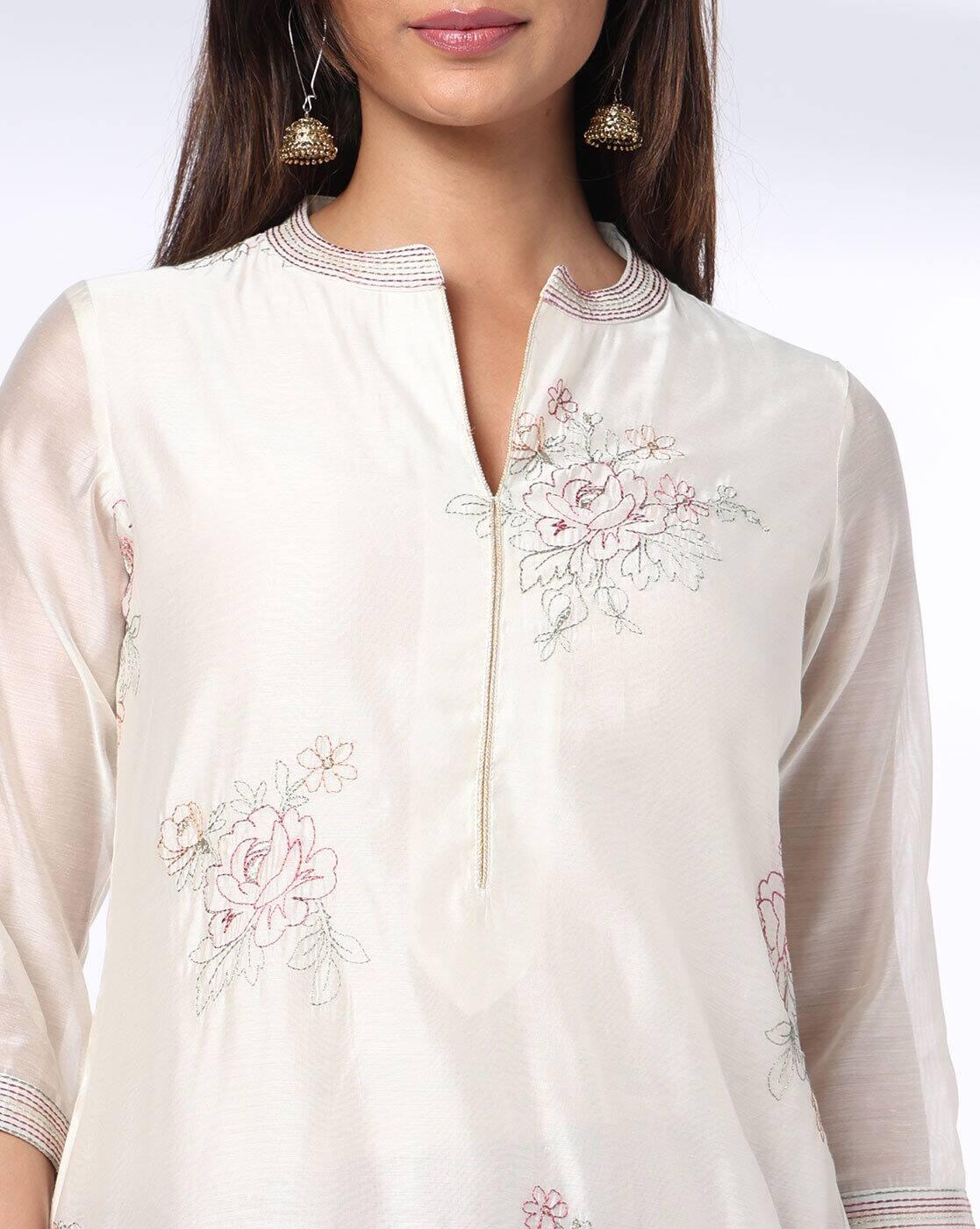 Women Embroidery Flared Kurta-Bottom Set