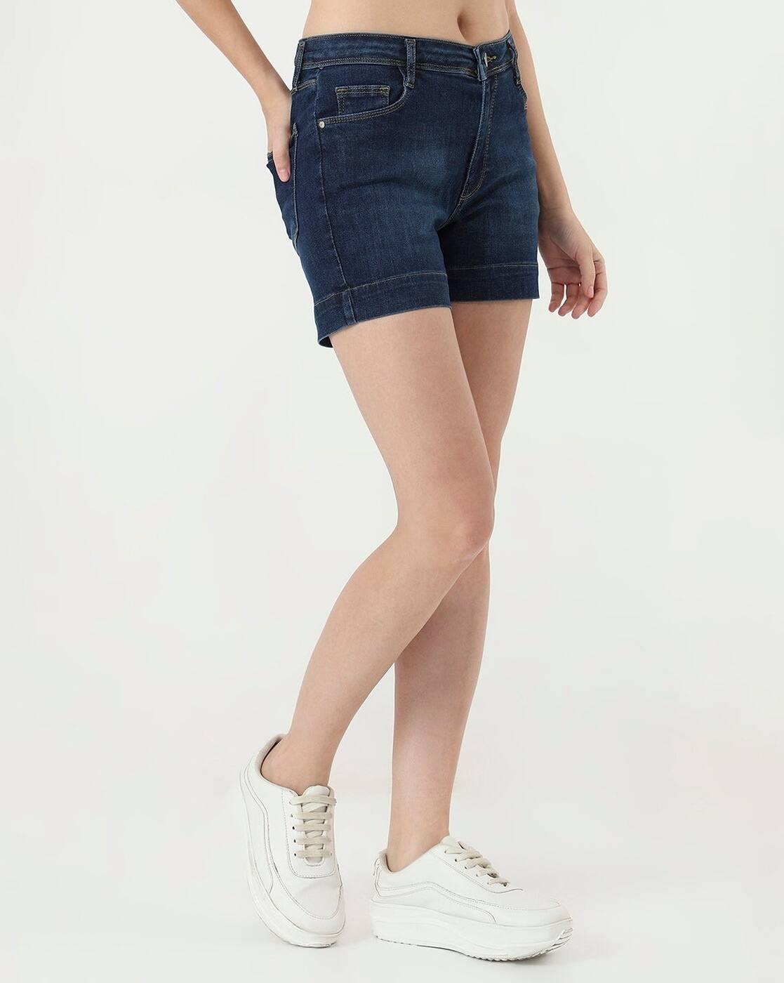 Women Washed Slim Fit Denim Shorts