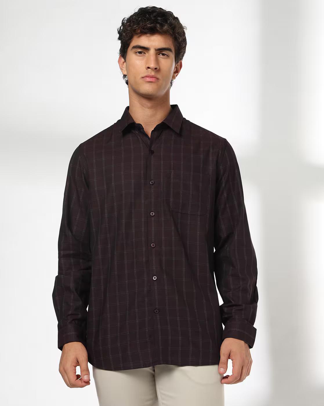 Men Striped Slim Fit Cotton Shirt with Patch Pocket