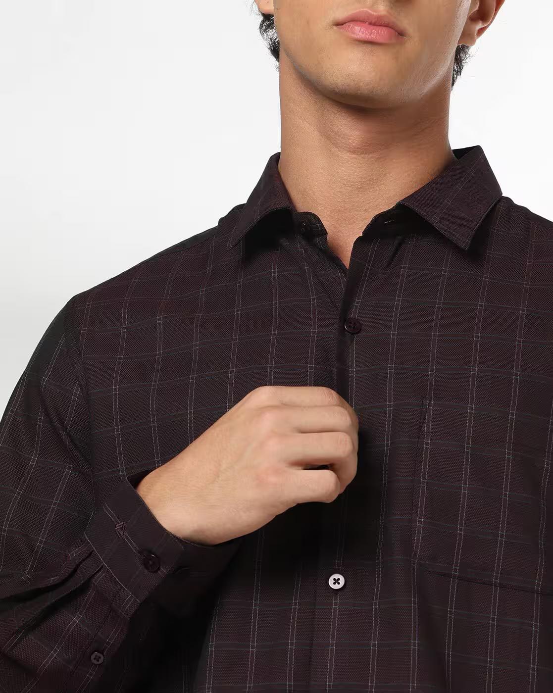 Men Striped Slim Fit Cotton Shirt with Patch Pocket