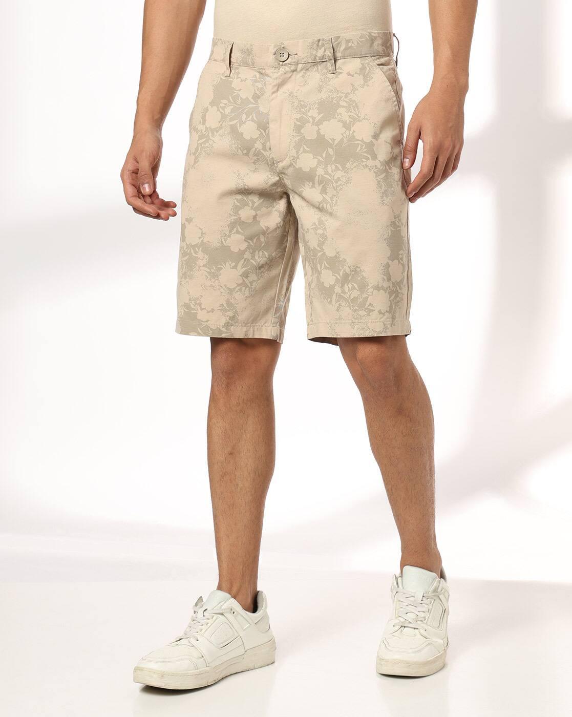 Men Floral Print Regular Fit Shorts