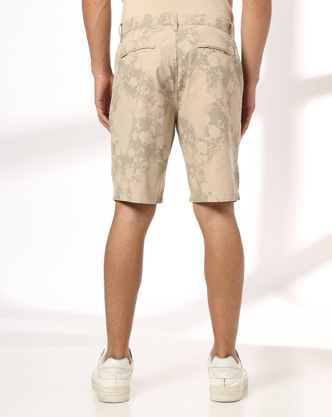 Men Floral Print Regular Fit Shorts