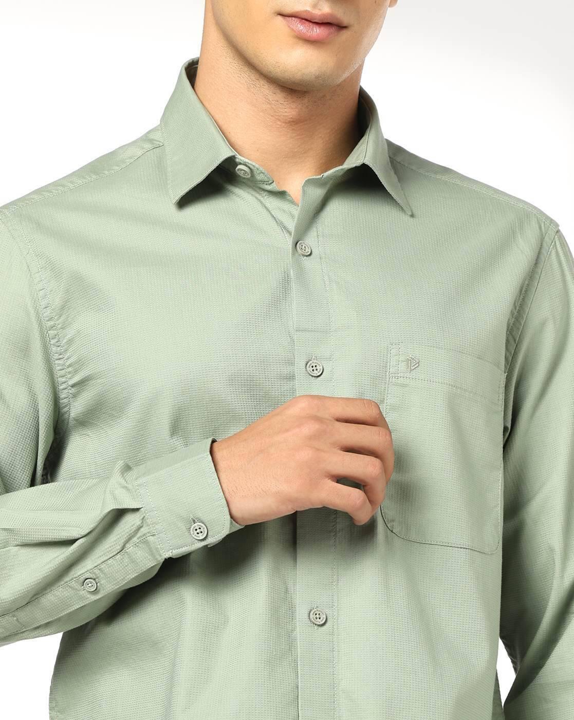 Men Slim Fit Cotton Shirt with Patch Pocket