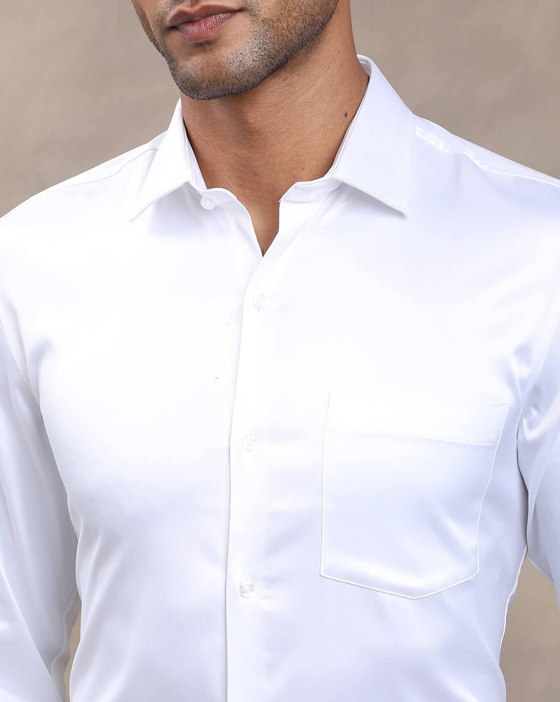 Men Slim Fit Shirt with Patch Pocket