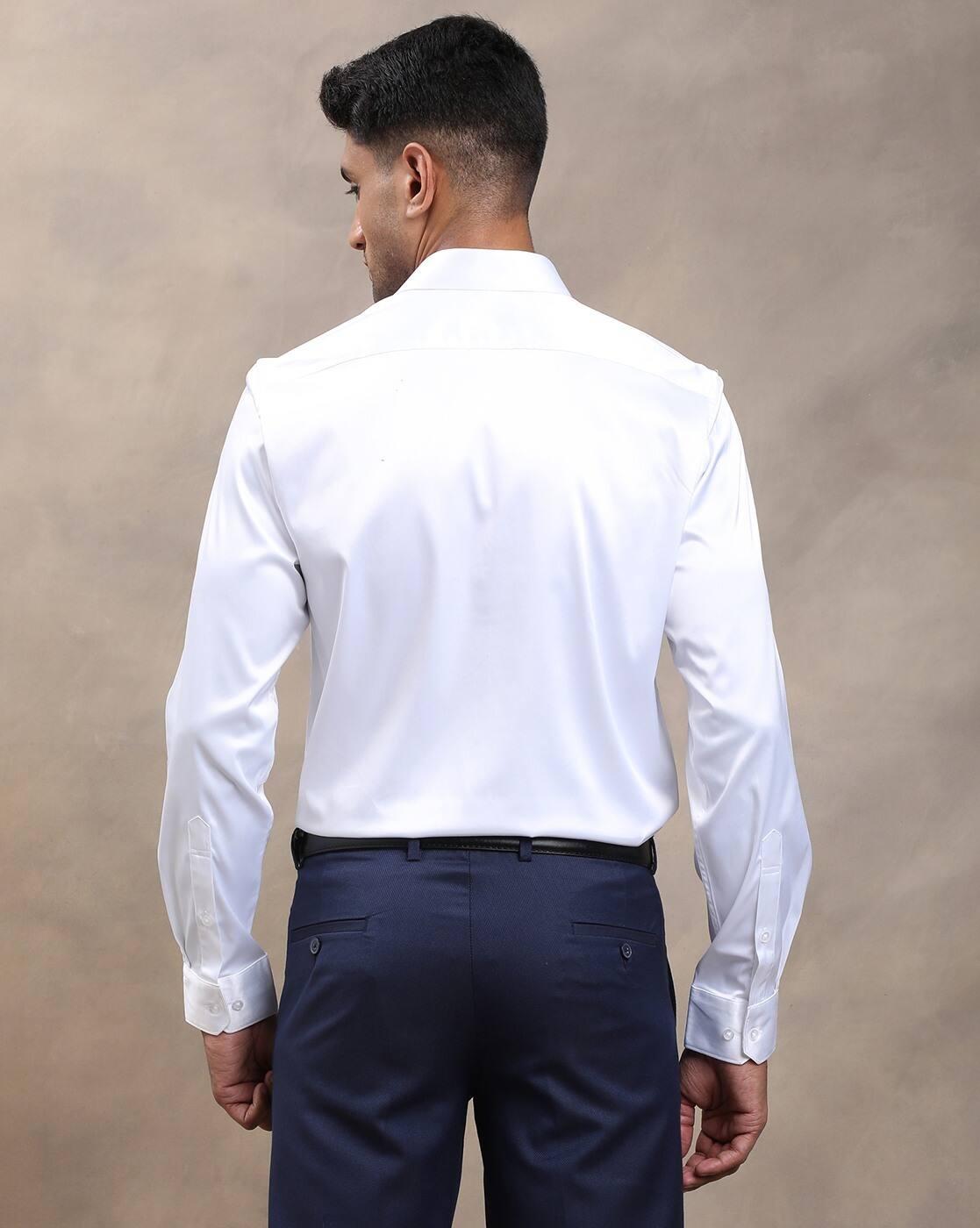 Men Slim Fit Shirt with Patch Pocket