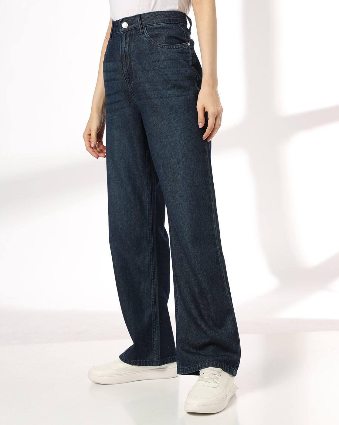 Women Lightly Washed Straight Jeans