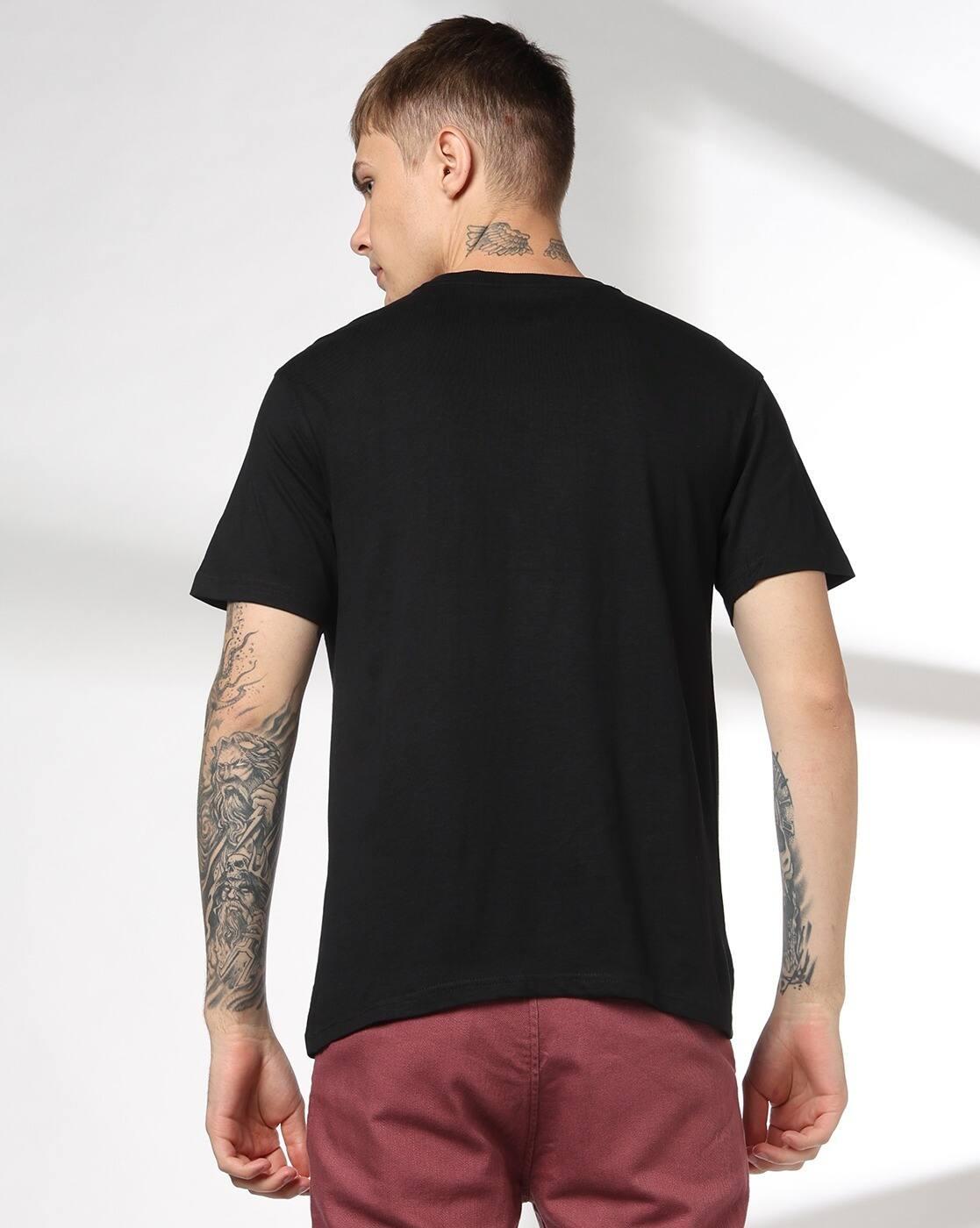 Men Graphic Print Regular Fit Crew-Neck T-Shirt