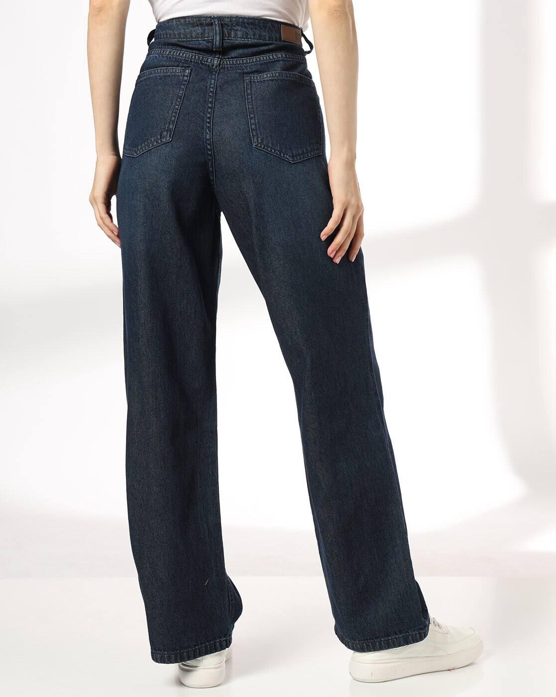 Women Lightly Washed Straight Jeans