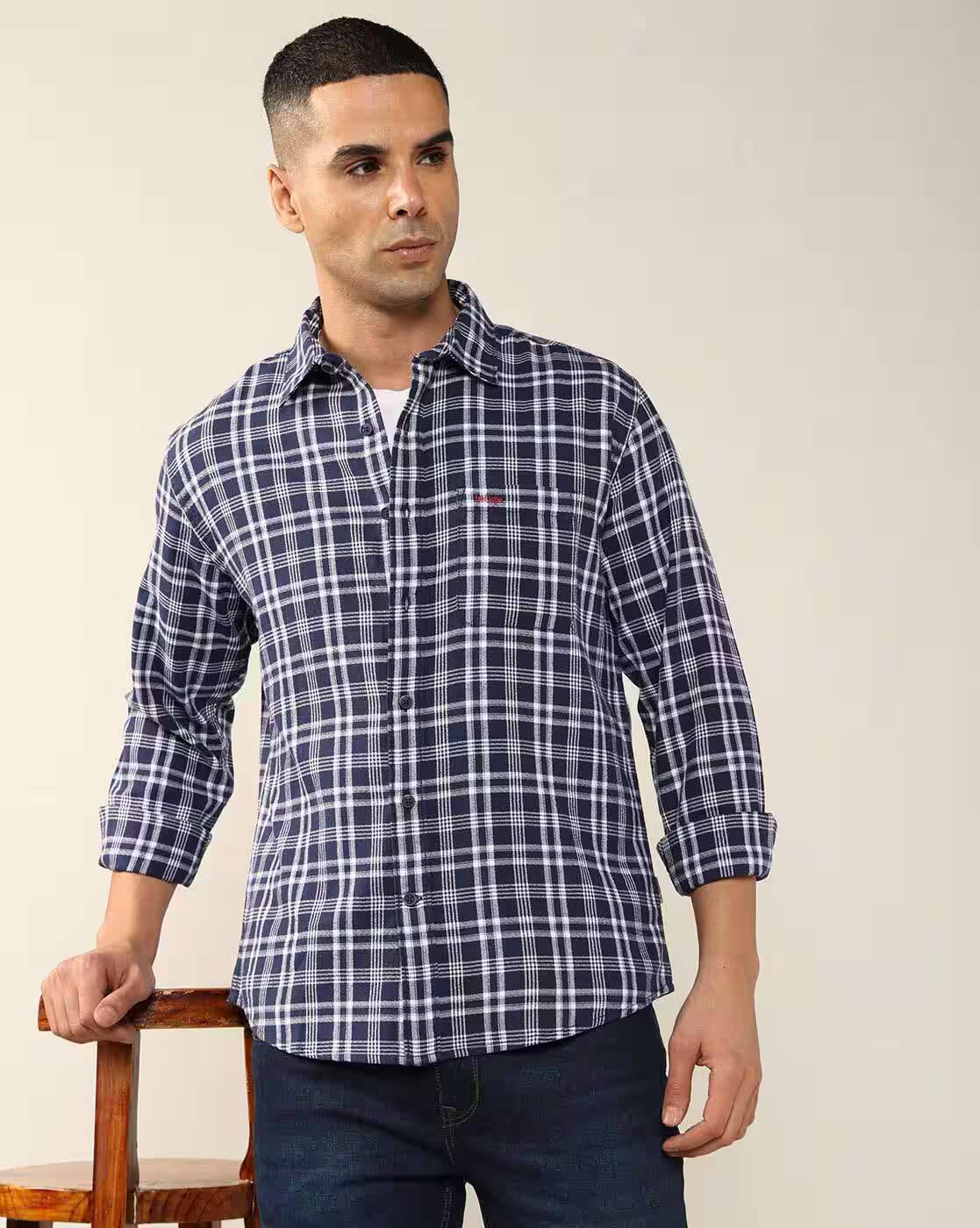 Men Checked Regular Fit Shirt with Patch Pocket