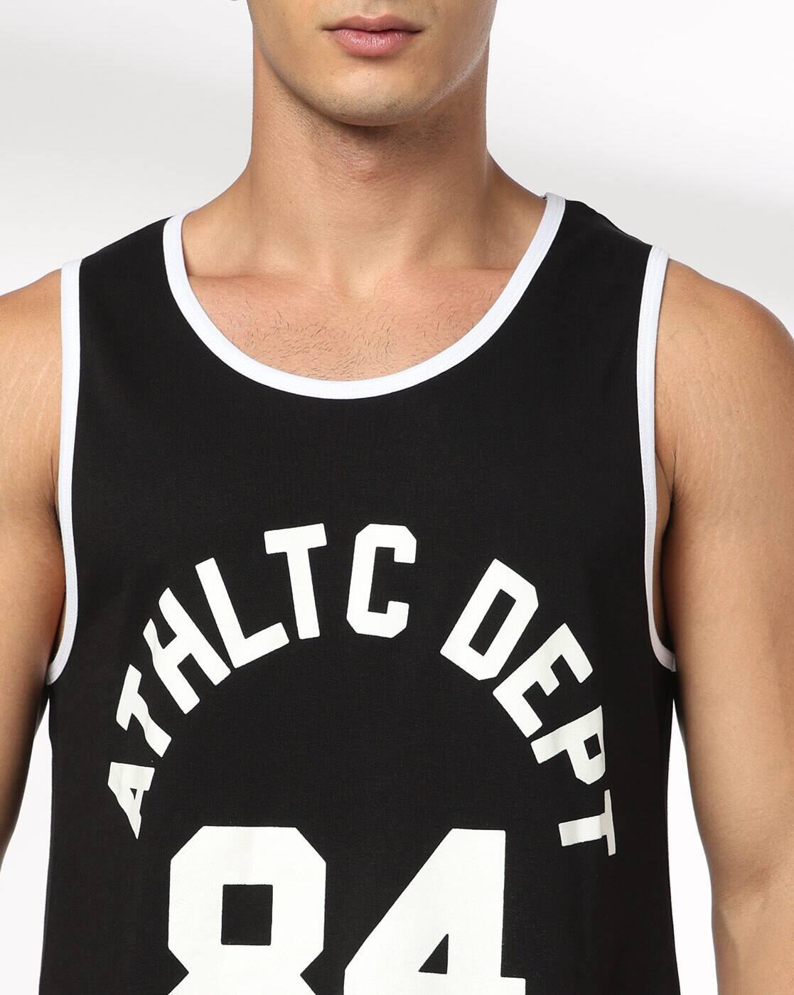 Men Typographic Print Regular Fit Crew-Neck T-Shirt