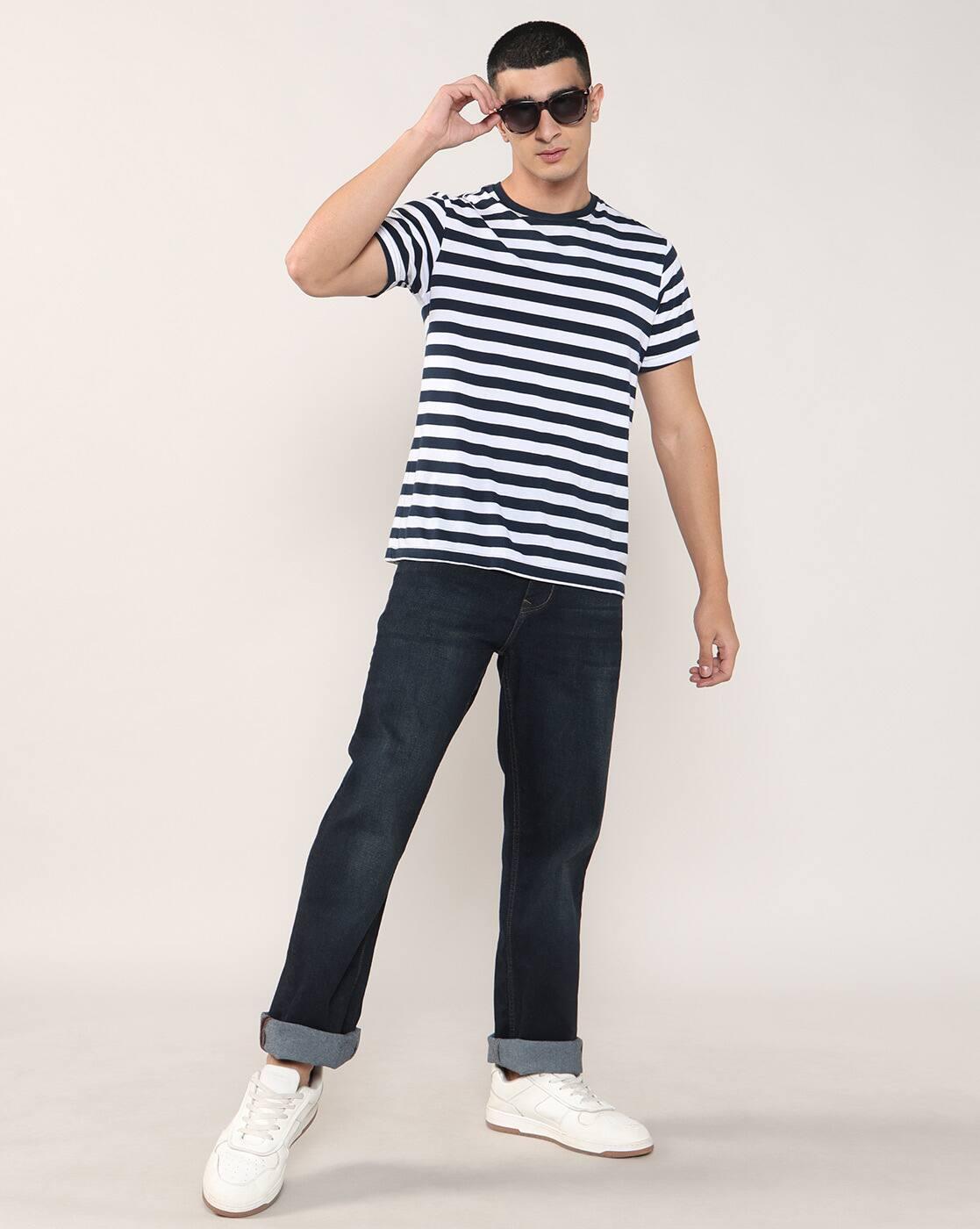 Men Lightly Washed Loose Fit Jeans