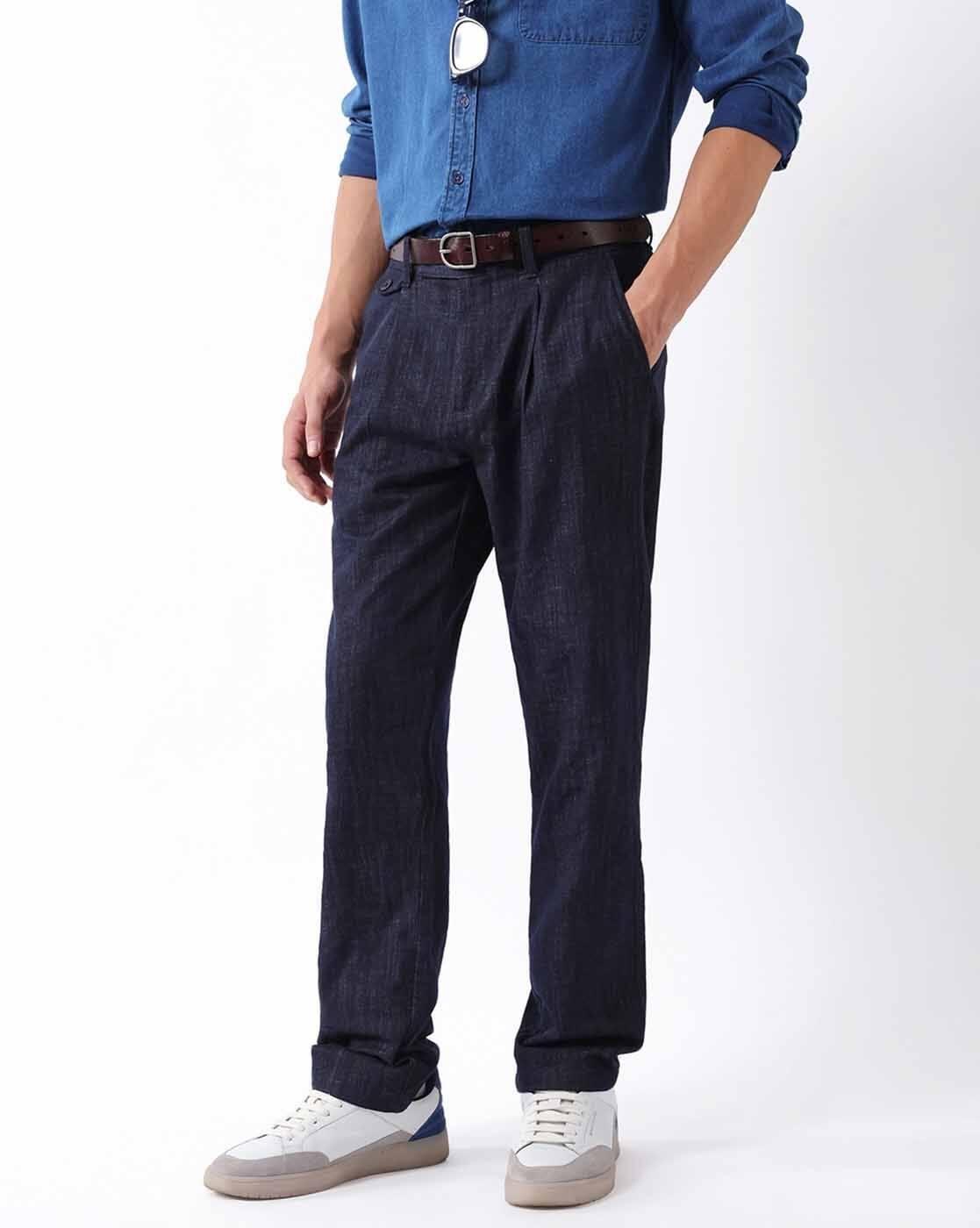 Men Straight Fit Pleated Pants