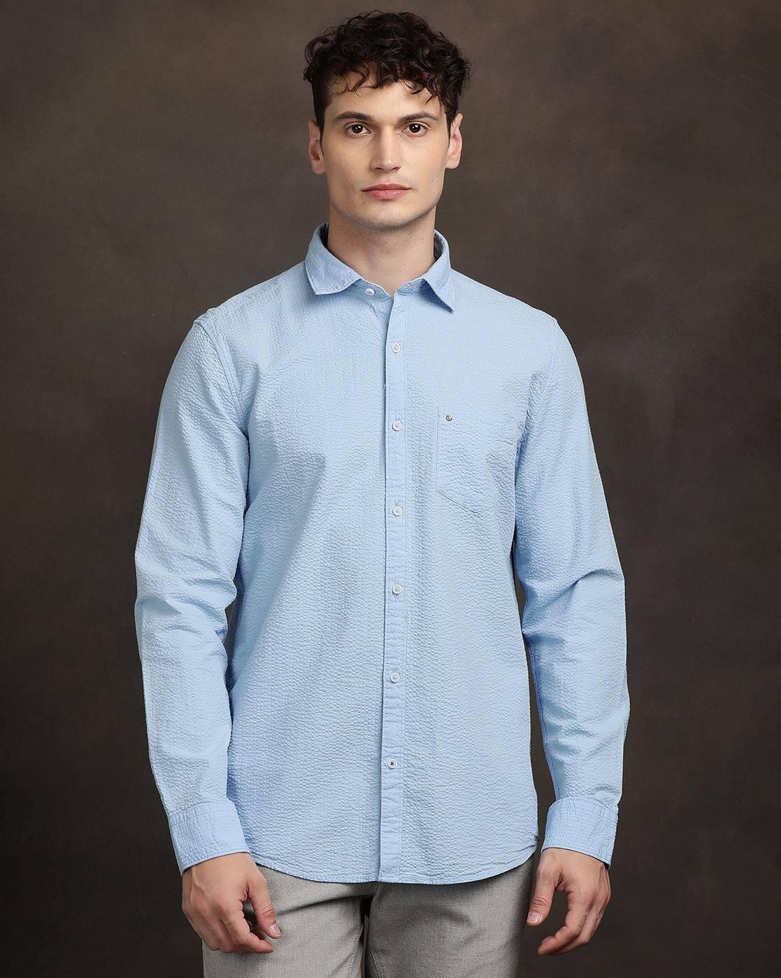 Men Spread-Collar Slim Fit Shirt