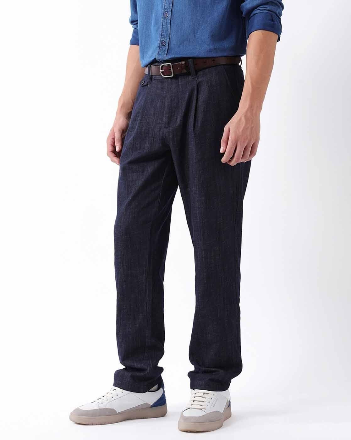 Men Straight Fit Pleated Pants