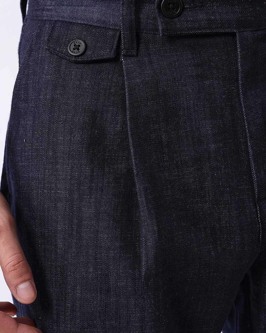 Men Straight Fit Pleated Pants