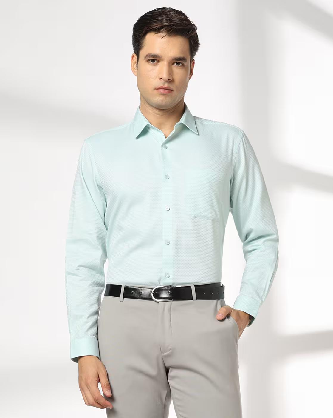 Men Patterned Regular Fit Shirt with Patch Pocket
