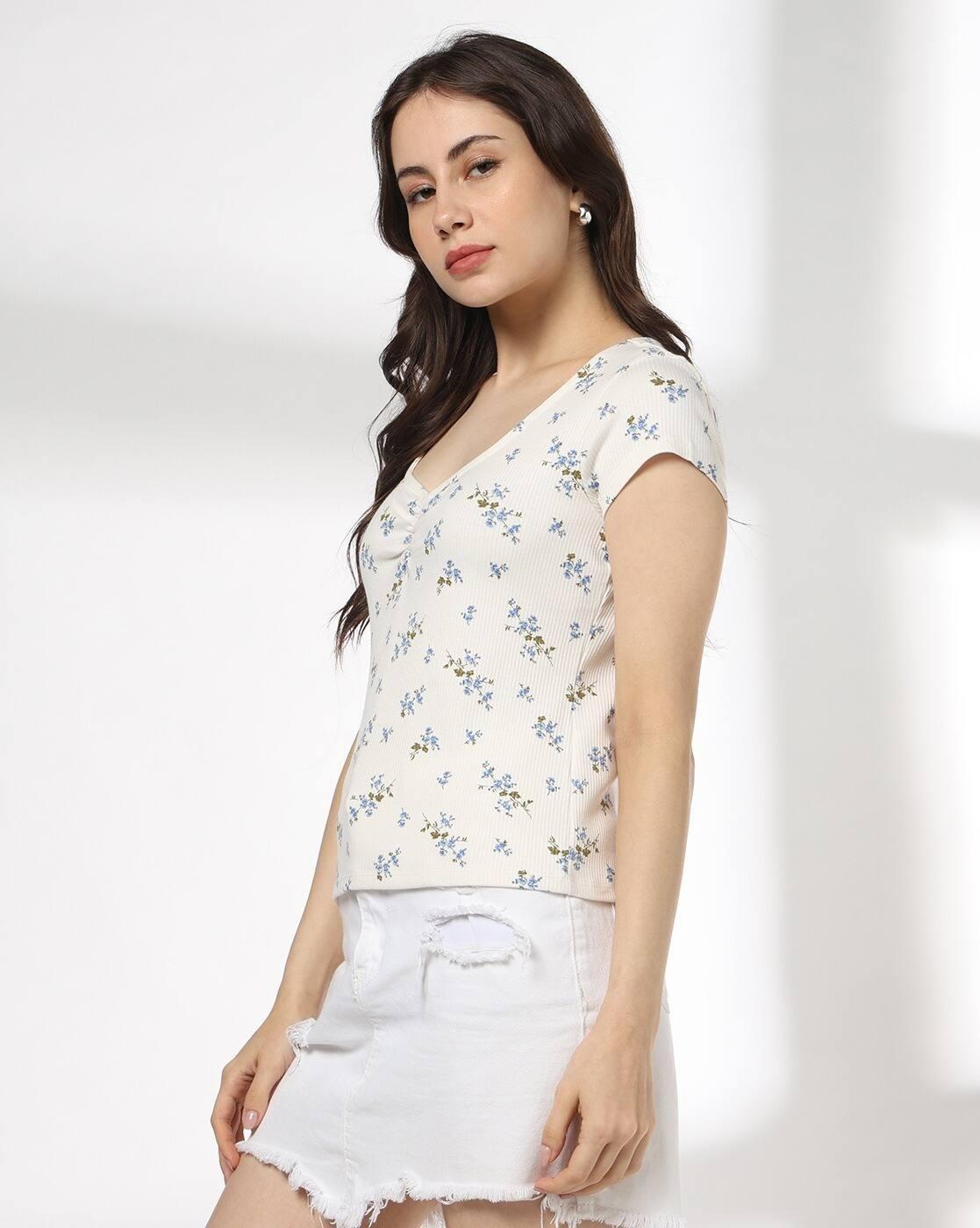 Women Floral Print Slim Fit Sweetheart-Neck T-Shirt