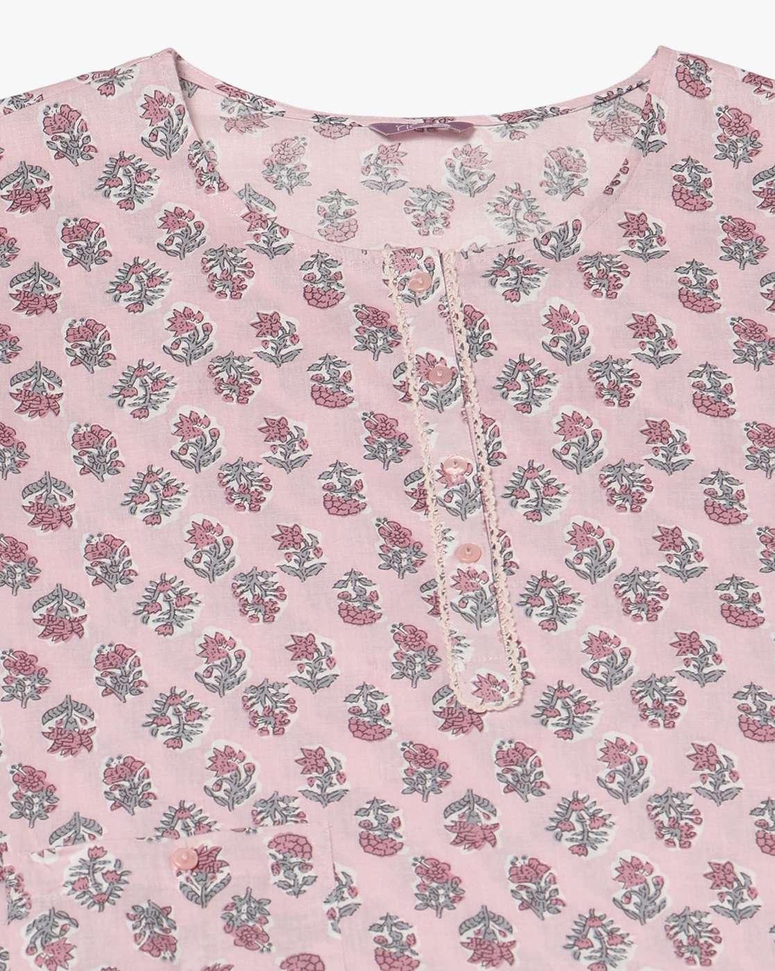Women Floral Print Round-Neck Nighty