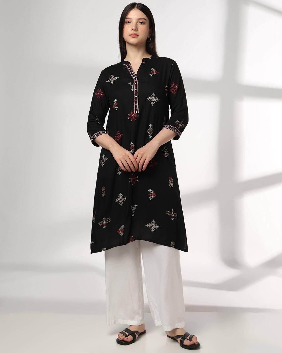 Women Embroidered Straight Kurta