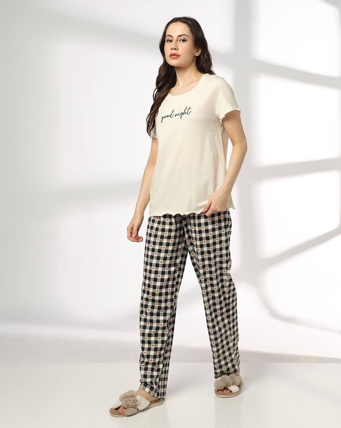 Women Checked Pyjamas & T-Shirt Set