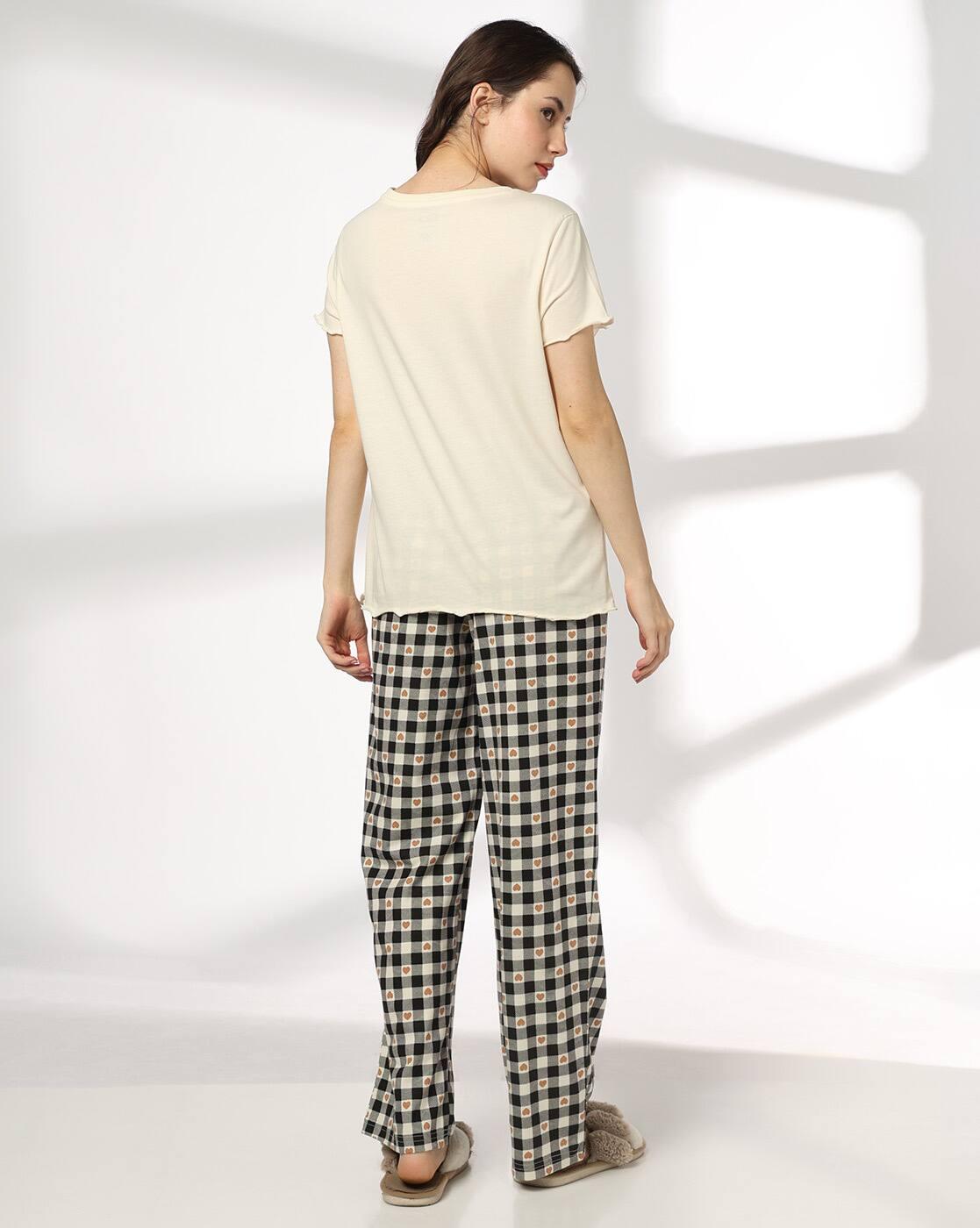 Women Checked Pyjamas & T-Shirt Set